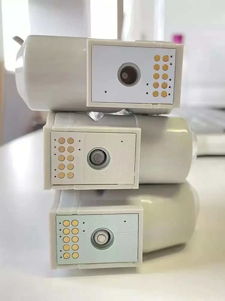 White LMCS_V5.0 HIFU cartridges with 10,000 shots for facial and body treatment, available in 1.5mm to 13mm depths.
