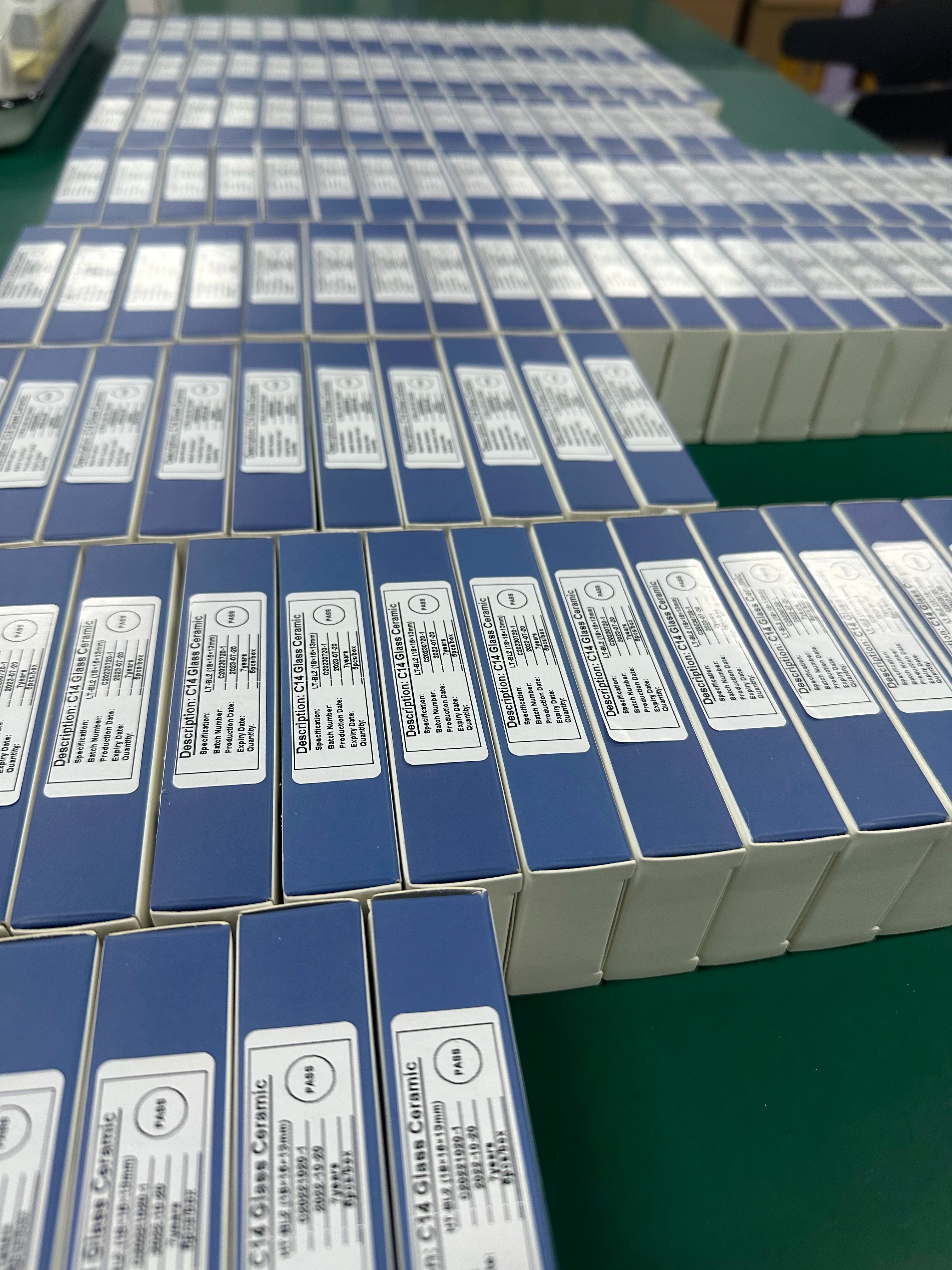 Lodden 10PCS Lithium Disilicate C14 Dental Glass Ceramic Blocks CAD CAM Sirona Cerec Block HT LT MT Lab Veneer Dentist Materials