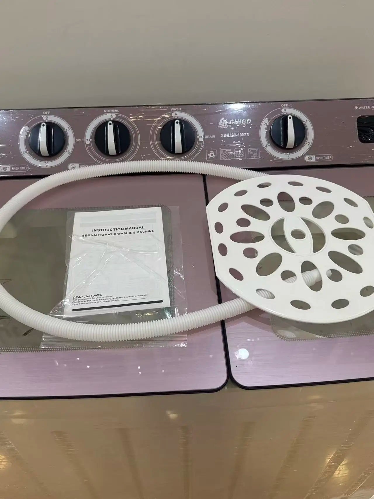 Tidesmit 18KG dual bucket washing machine featuring high-capacity spin drying and durable dormitory design side view