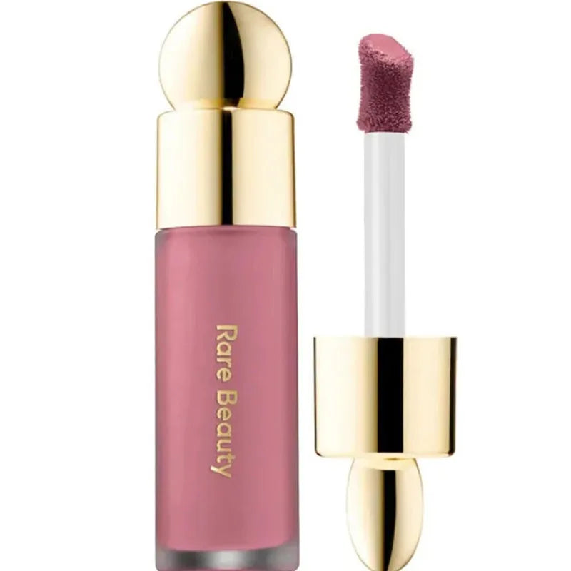 Tidesmit melting cream blush texture close-up featuring matte pearlescent glitter highlight for glowing face makeup