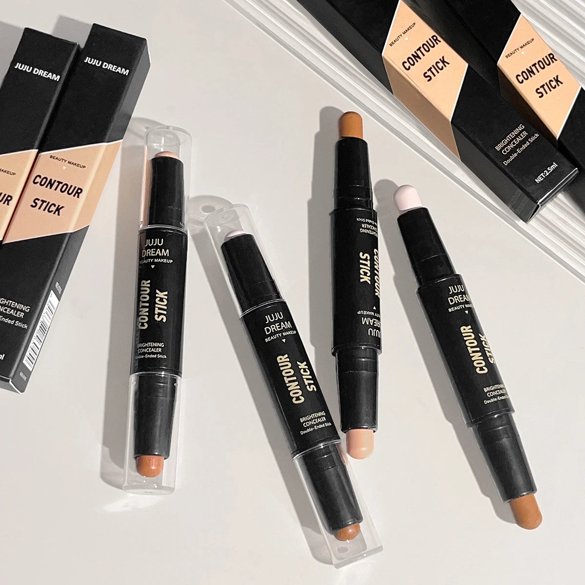Tidesmit dual-ended highlighter and concealer wand for natural 3D contouring detail view
