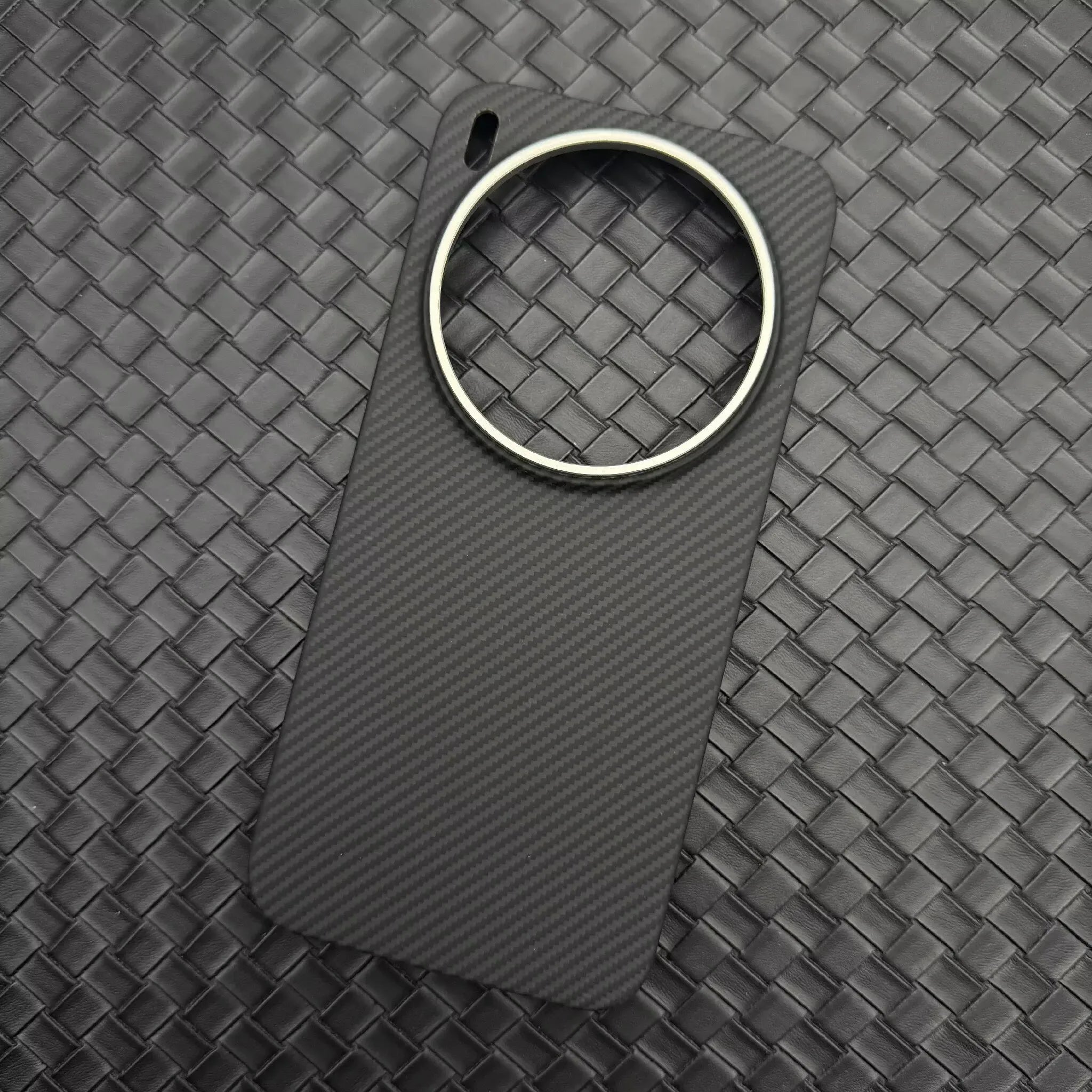 Vivo X300 Pro Aramid Fiber Case | Slim Military-Grade Magnetic Cover 600d Tidesmit
