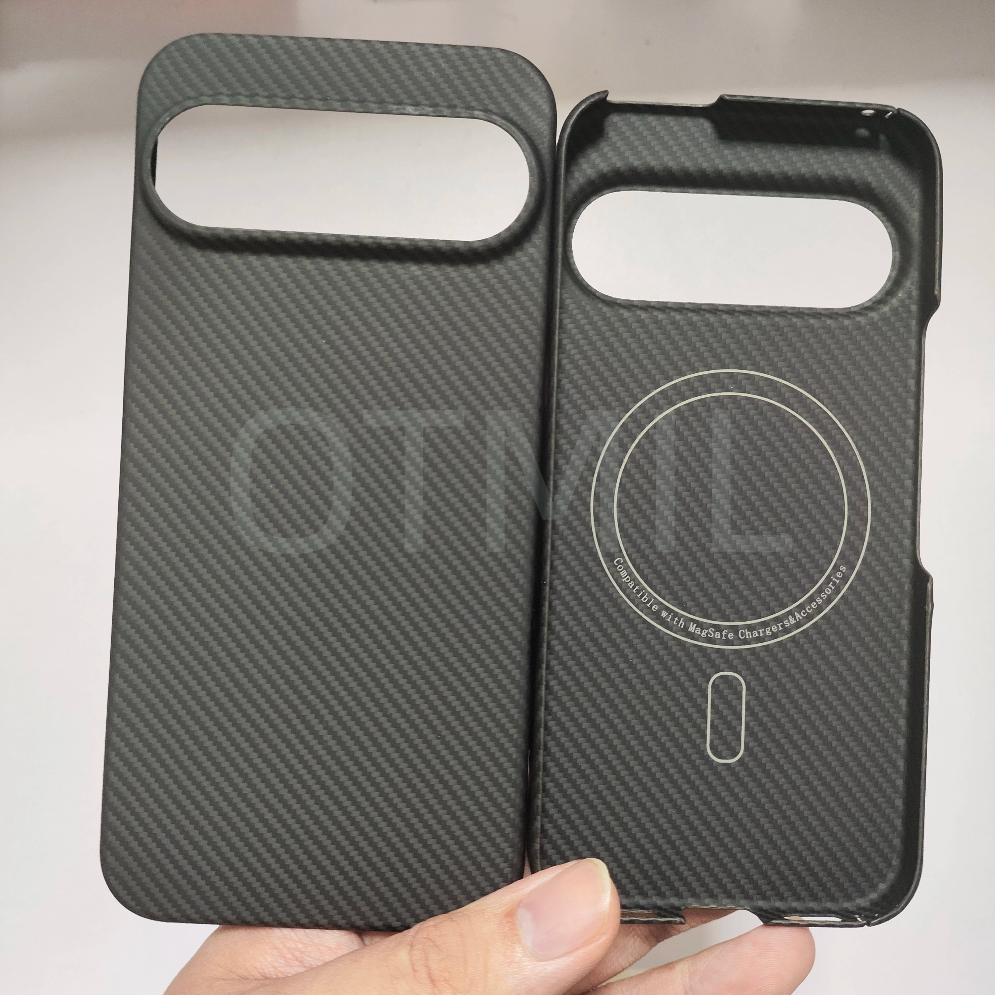 Google Pixel 10 Pro XL Carbon Fiber MagSafe Slim Case Tidesmit