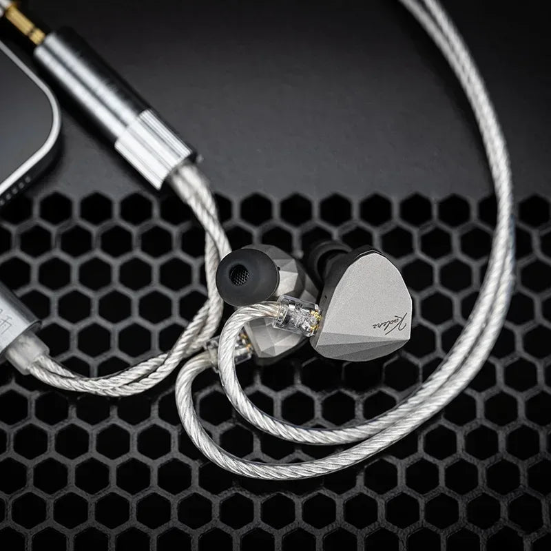 Moondrop Kadenz Dynamic Driver IEMs - 4.4mm Wired Audio by Tidesmit Tidesmit