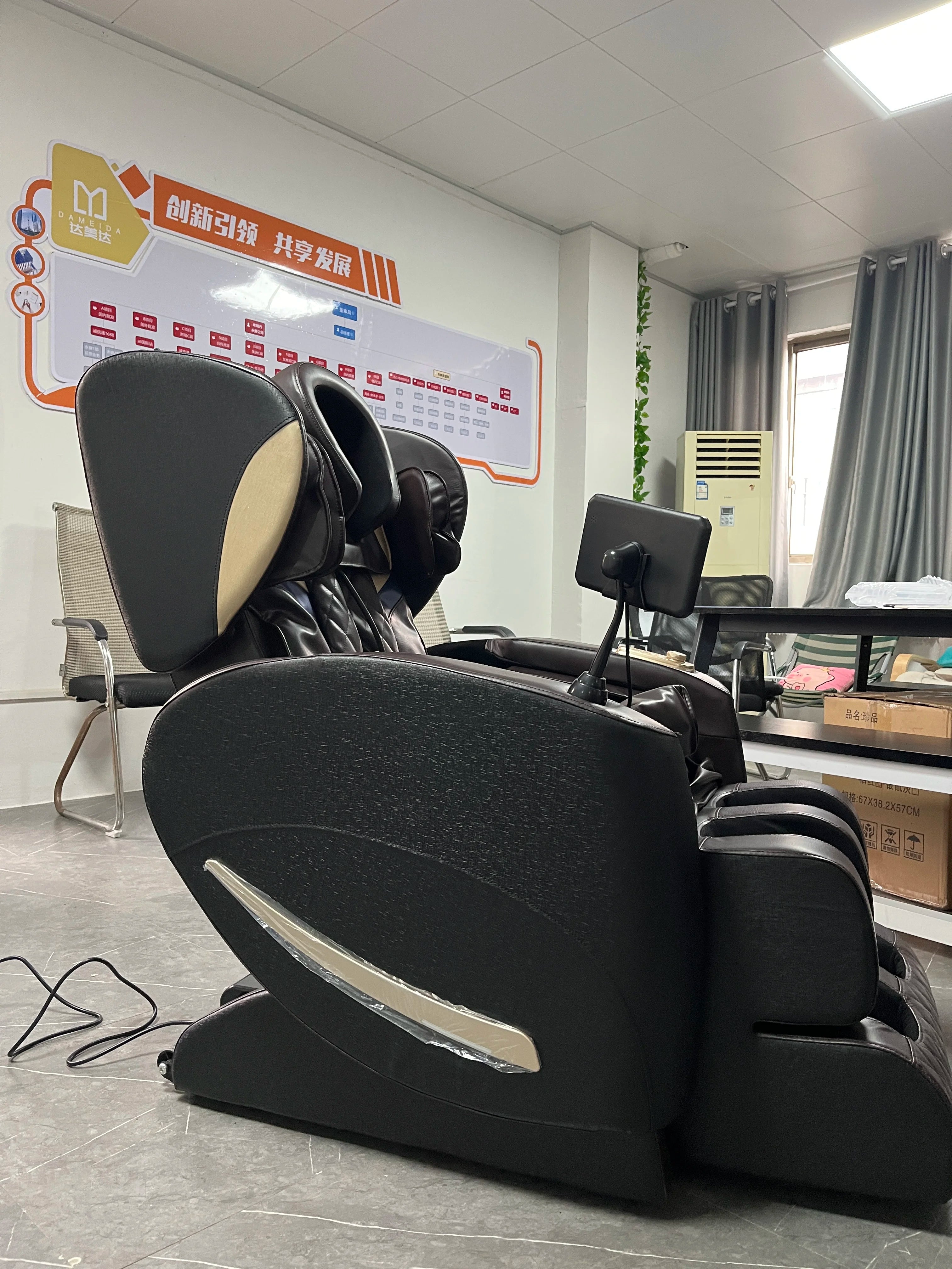 Massage Chair Zero Gravity Recliner with Heat Therapy & Bluetooth Massage Chairs Tidesmit