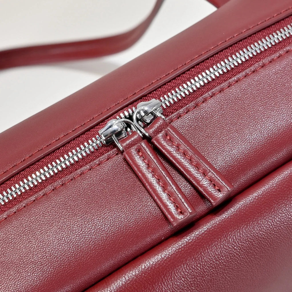 New  sheepskin bowling bag for autumn and winter 2025, high-quality long handled shoulder bag, sheepskin handbag