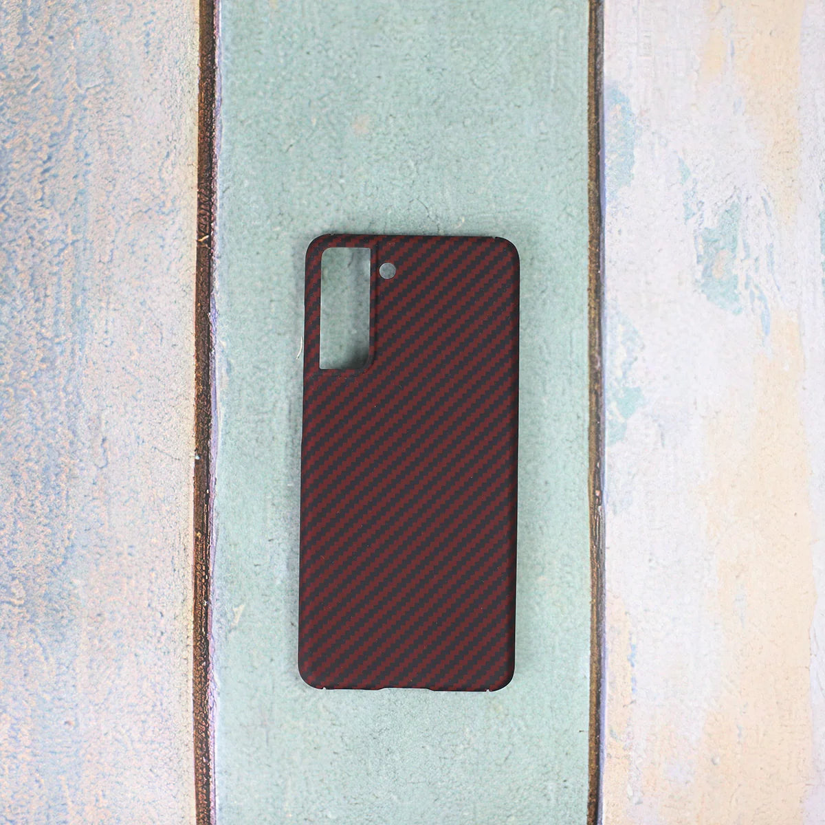 Samsung Galaxy S21 Ultra Carbon Fiber Case - Military-Grade Protection Red big hole Tidesmit