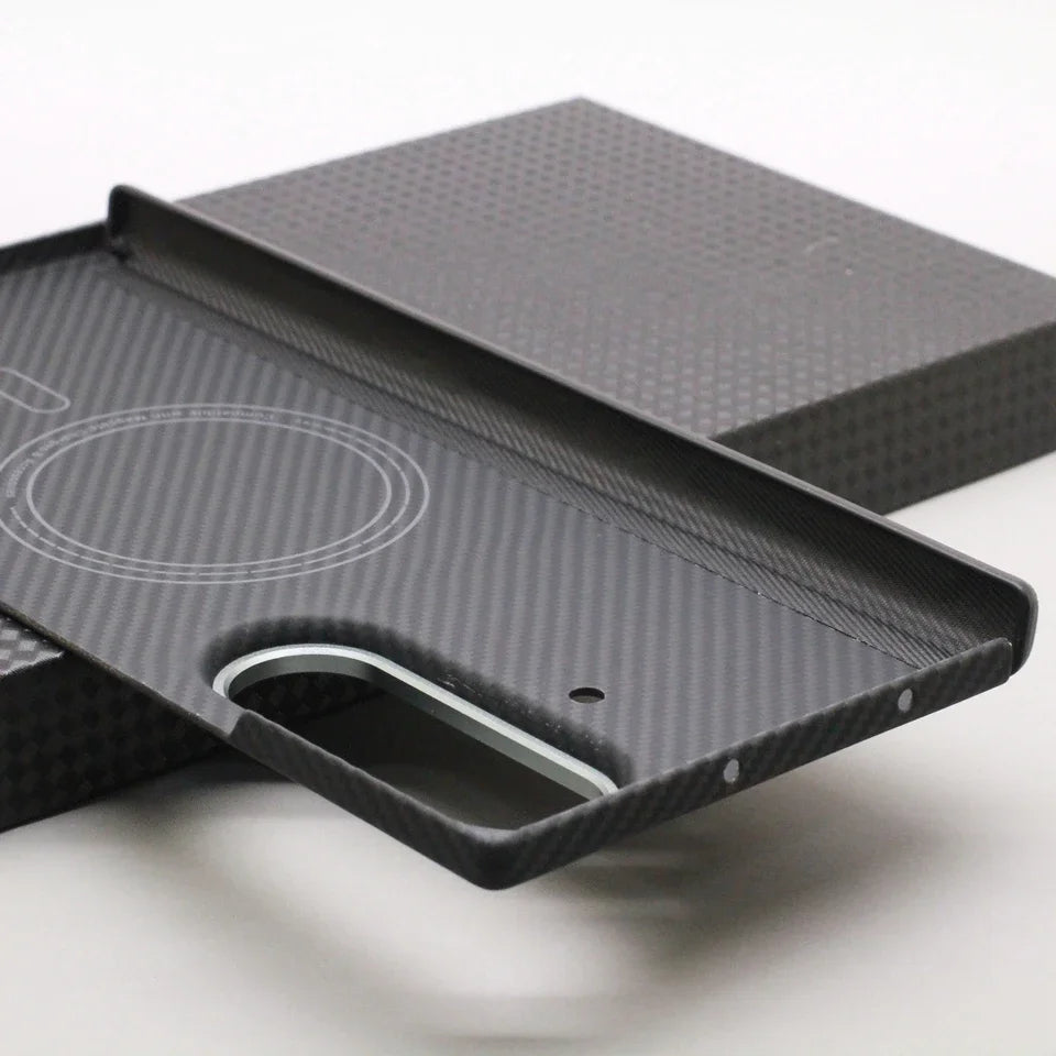 Samsung Galaxy Z Fold 7 Aramid Fiber Case | Slim Shock-Absorbing Cover Tidesmit