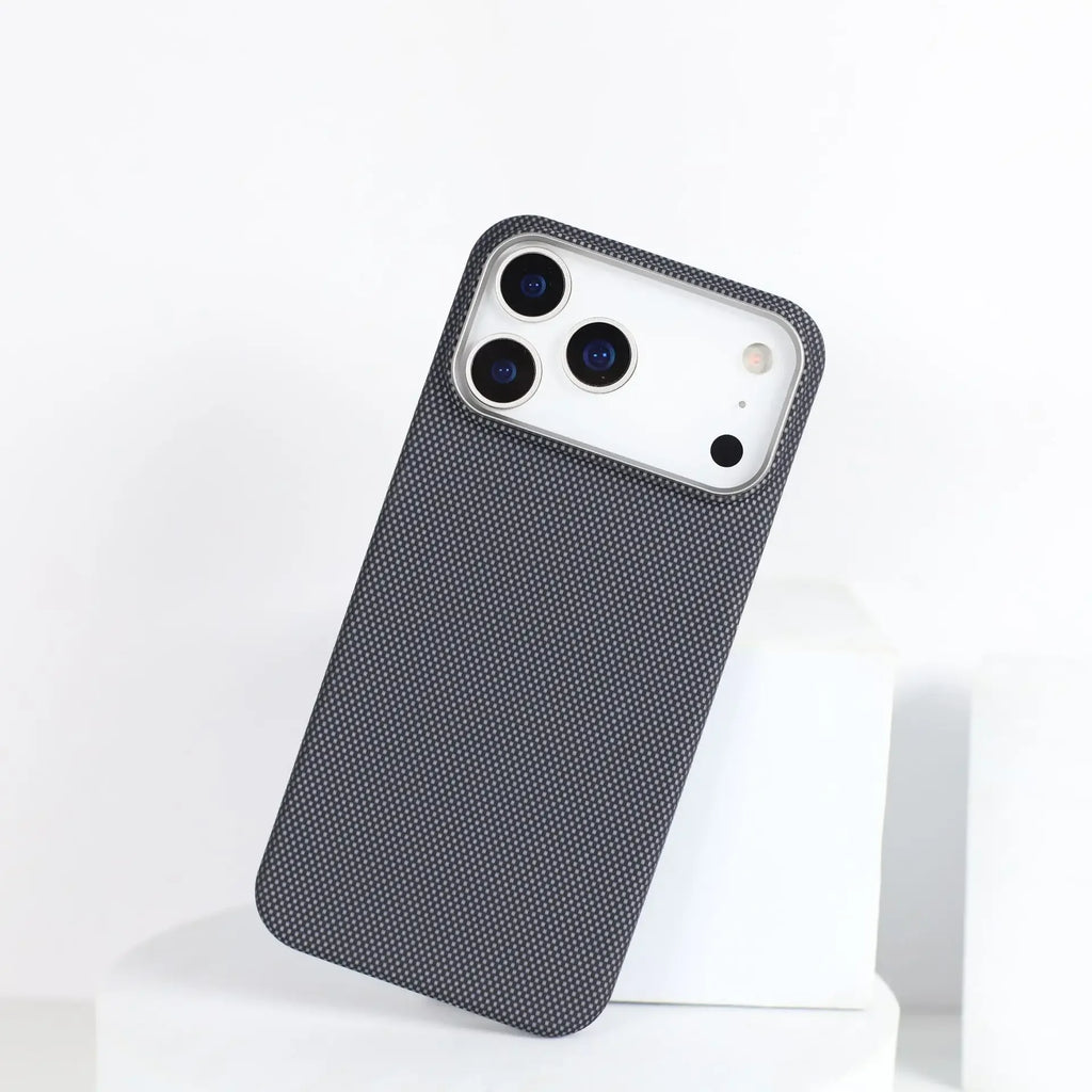 iPhone 17 Pro Max Aramid Fiber Case - Slim Military-Grade Protection Tidesmit