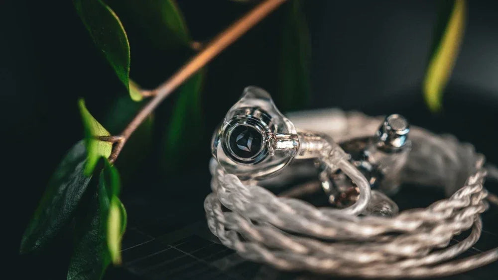 Project M Hybrid IEMs With Modular 3.5mm 4.4mm Cable | Tidesmit Tidesmit