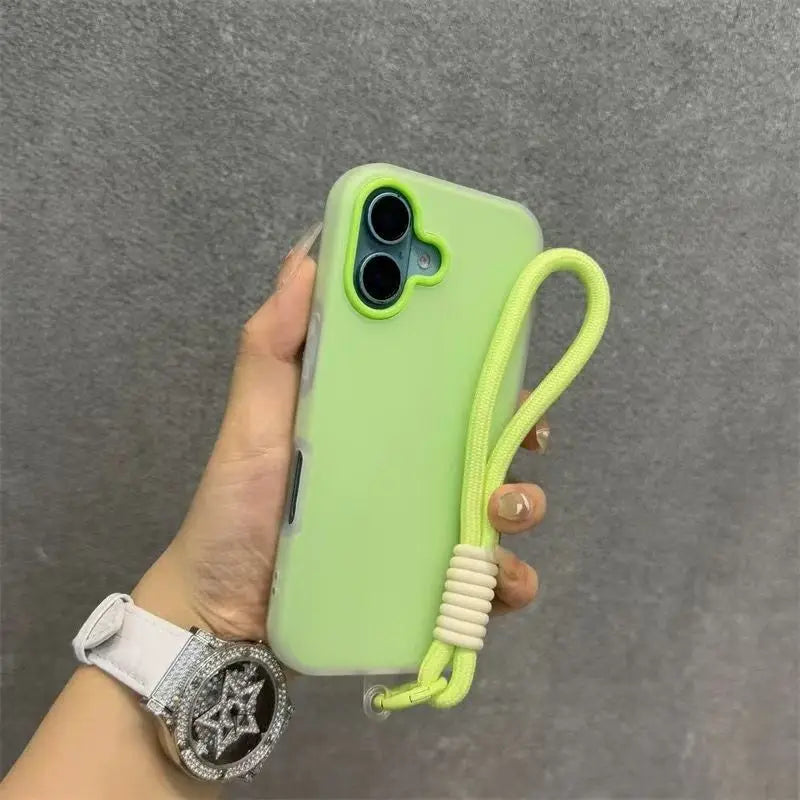iPhone 15 Pro Max Matte Case with Wrist Strap - Slim Shock-Absorbing Cover Tidesmit