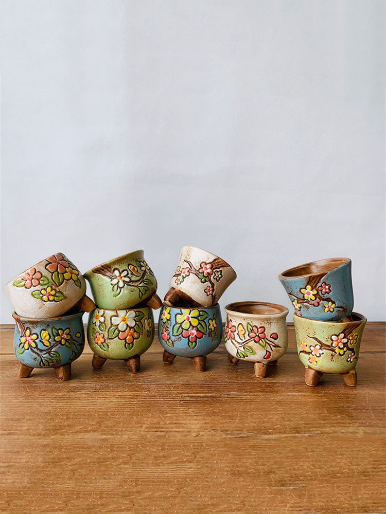 1pcs Simple Fleshy Ceramic Hand-painted Fresh Thumb Pot Coarse Pottery Permeable Pot Peach Egg Flesh Flower Pot Garden Supplies