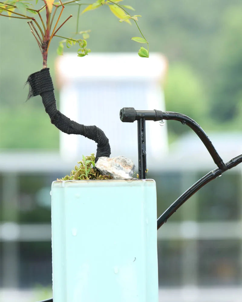 Garden Black Adjustable valve Drip Irrigation Kit Potted Plant Watering Device 4/7mmHose Watering Saving MicroDripper Greenhouse