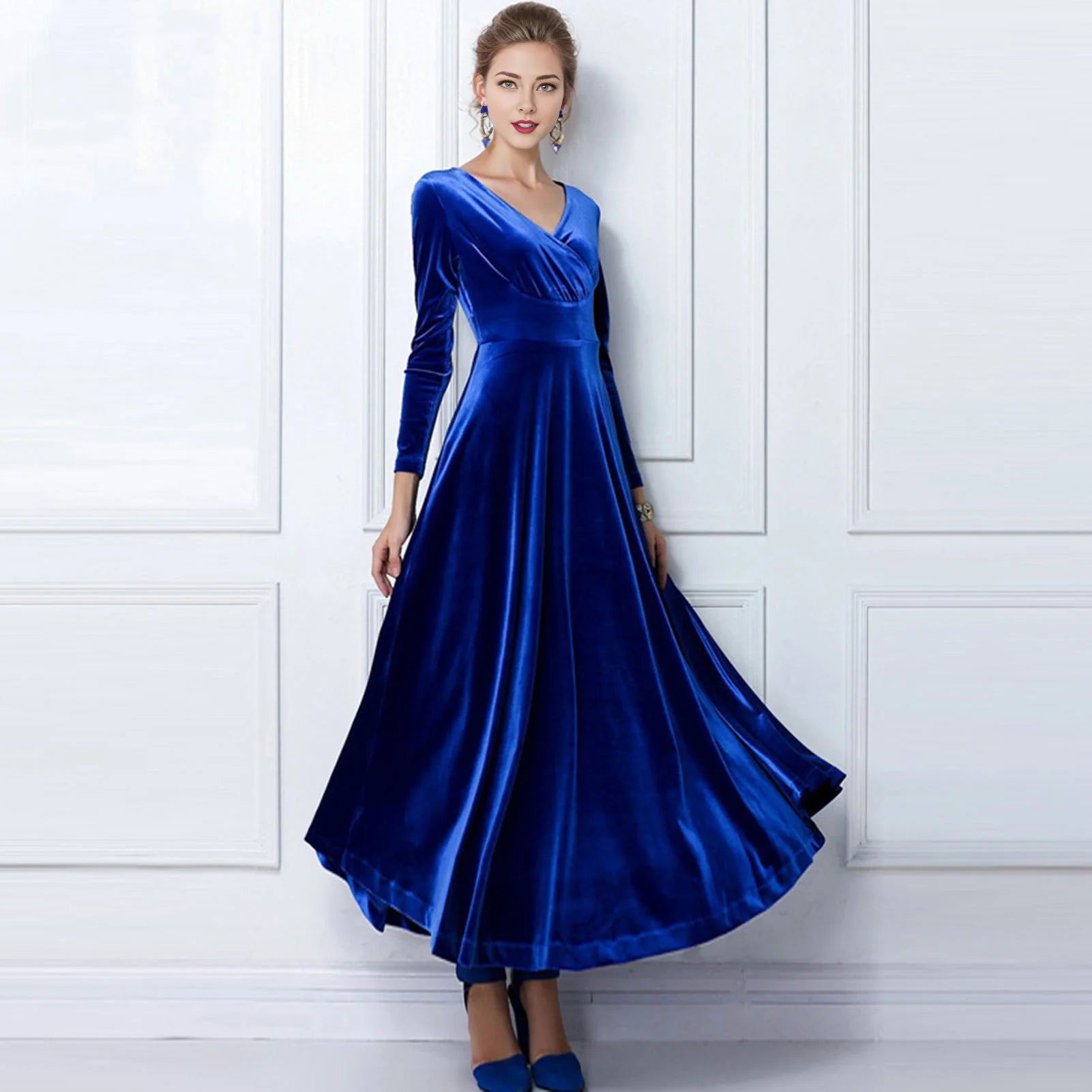 Vintage Women Autumn Long Sleeve V Neck Pleated Velvet Banquet Party Maxi Dress Party Wedding Elegant Evening dress 