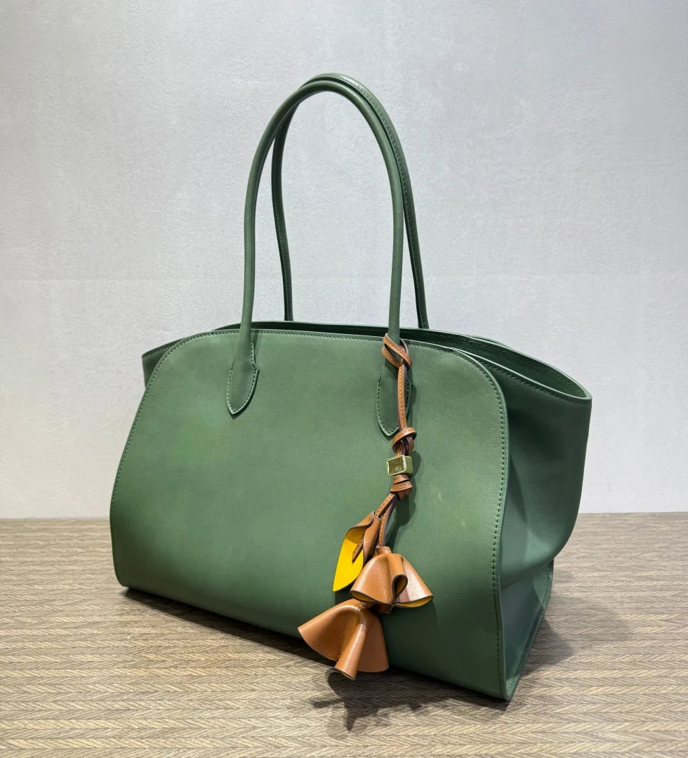 2026 high-quality genuine leather Marlo 12 inch 14 inch saddle leather tote bag, women's shoulder bag, high-end leather texture,