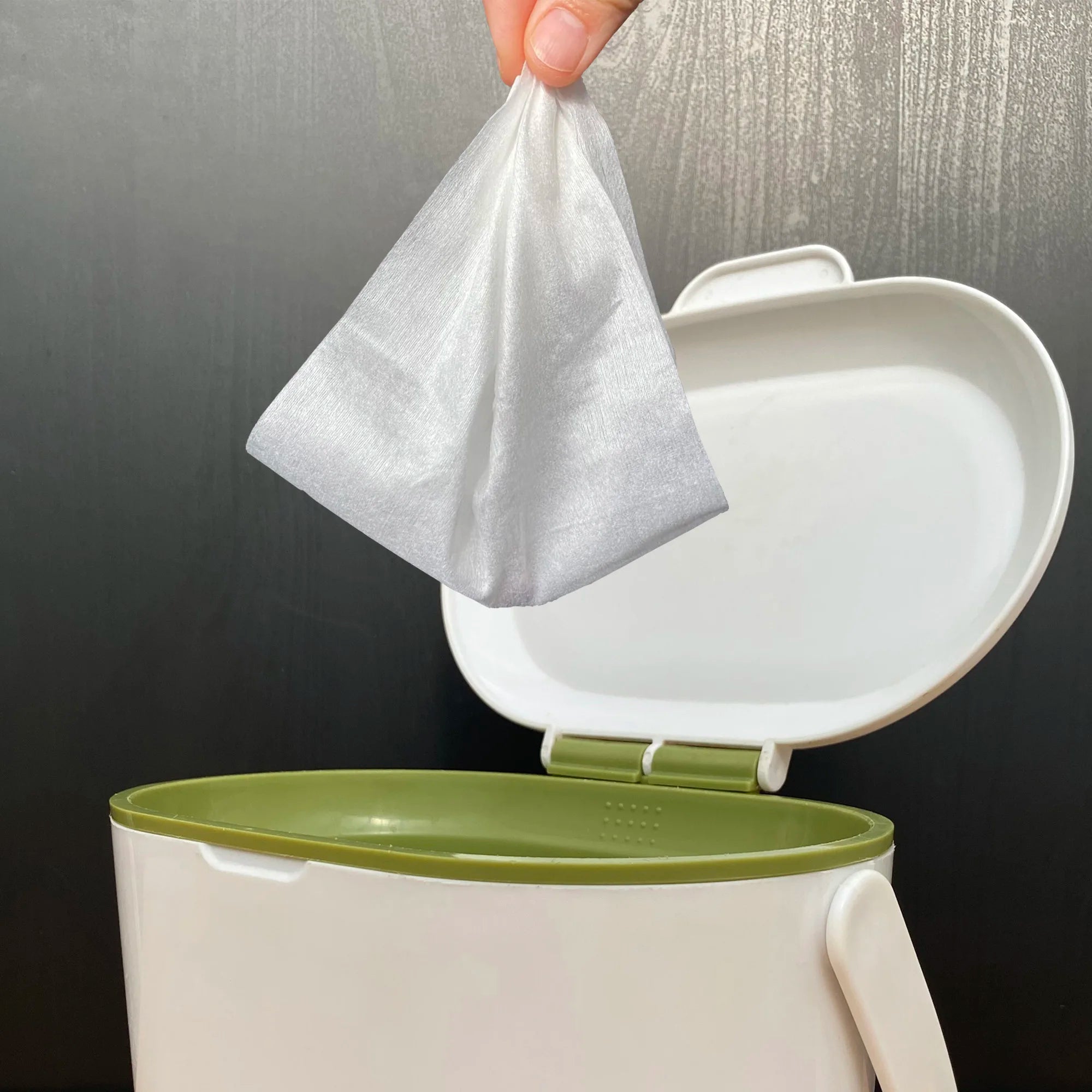 2PCs 100% Biodegradable & Flushable Nappy Liners Cleaning Diaper Insert Cover Wipes one set for 4 Rolls Bamboo Liners one set