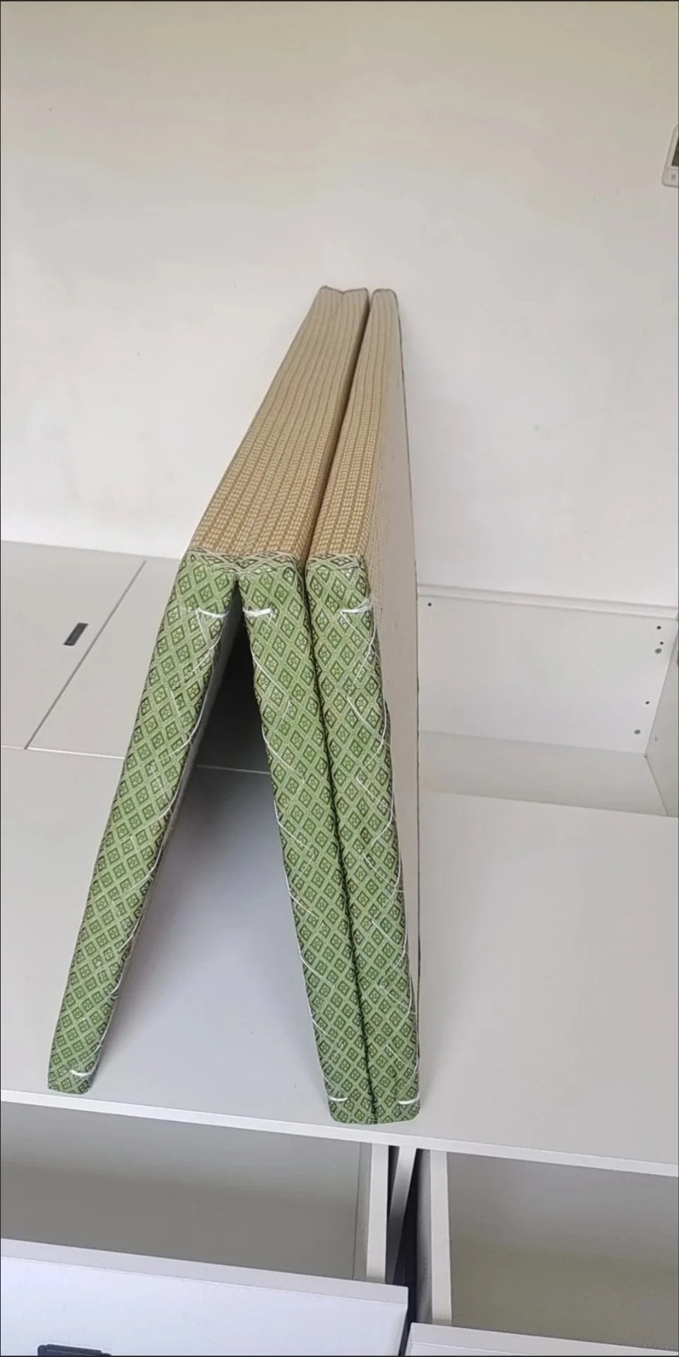 3cm/5cm Thick Japanese Style Folding Tatami Mattress with Artificial Rattan Surface Coir Core for Yoga Meditation Cooling Mat