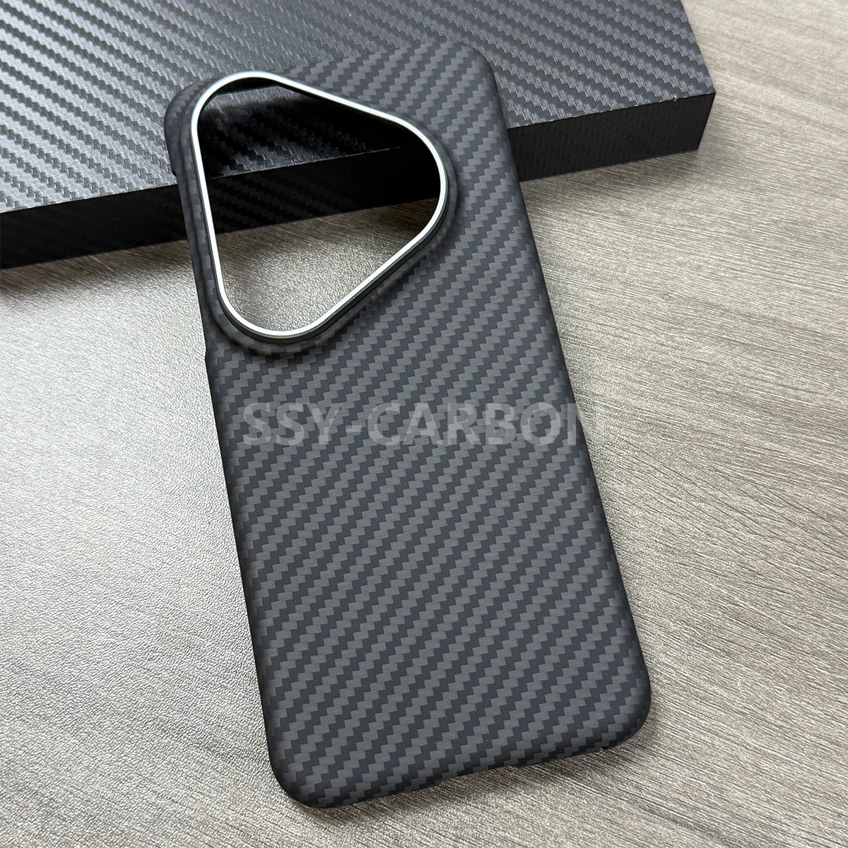 Carbon Fiber Huawei Pura 80 Ultra Case - Slim MagSafe Shock-Absorbing Cover Tidesmit