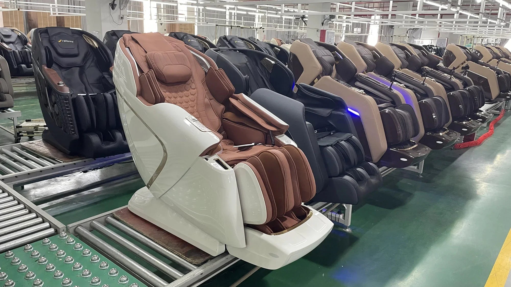 Full Body Massage Chair Zero Gravity with Foot Roller by Tidesmit Massage Chairs Tidesmit