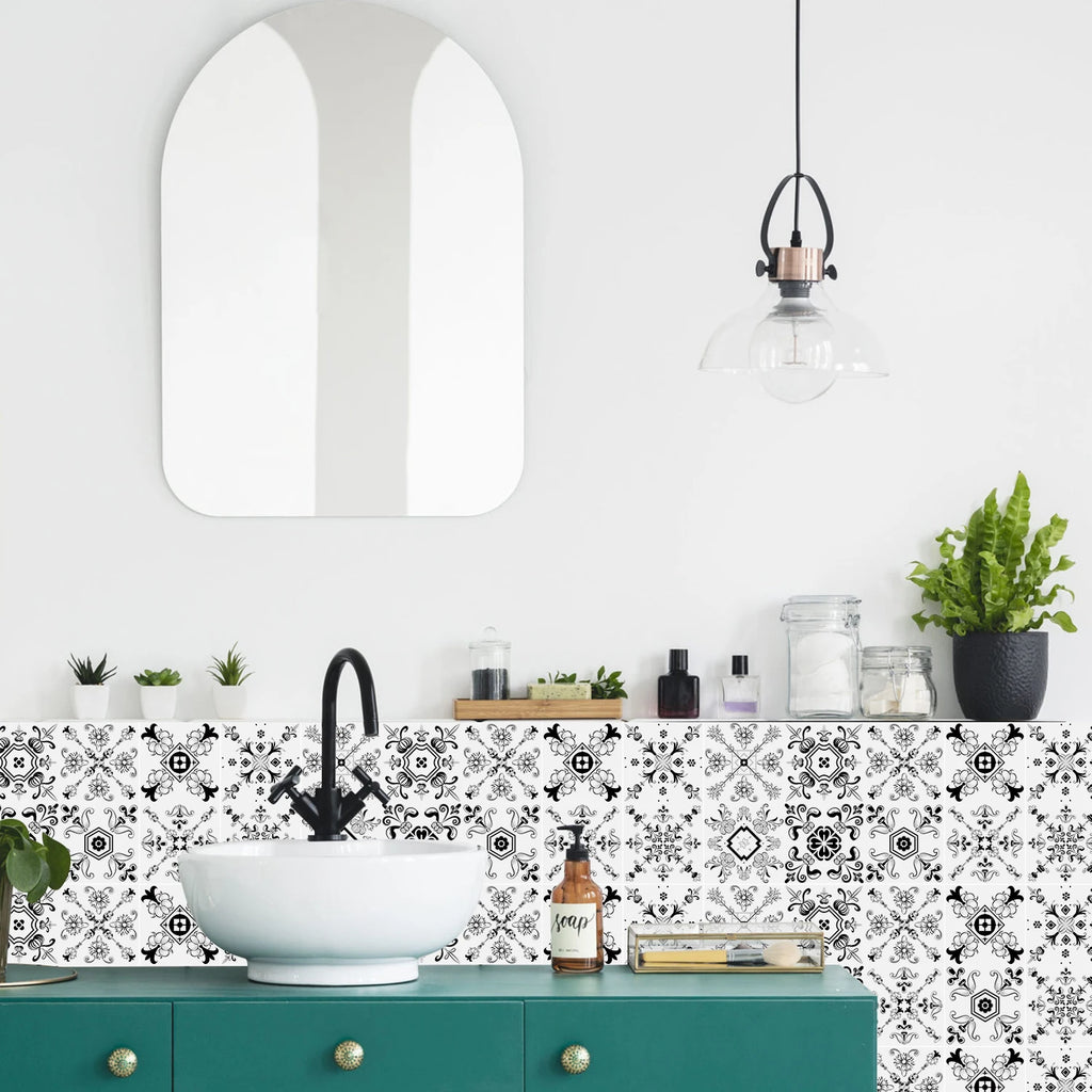 24 pcs/pack, Waterproof and Oil-proof, Easy To Clean, Black And White Simplicity Pattern Self-adhesive PVC Tile Stickers