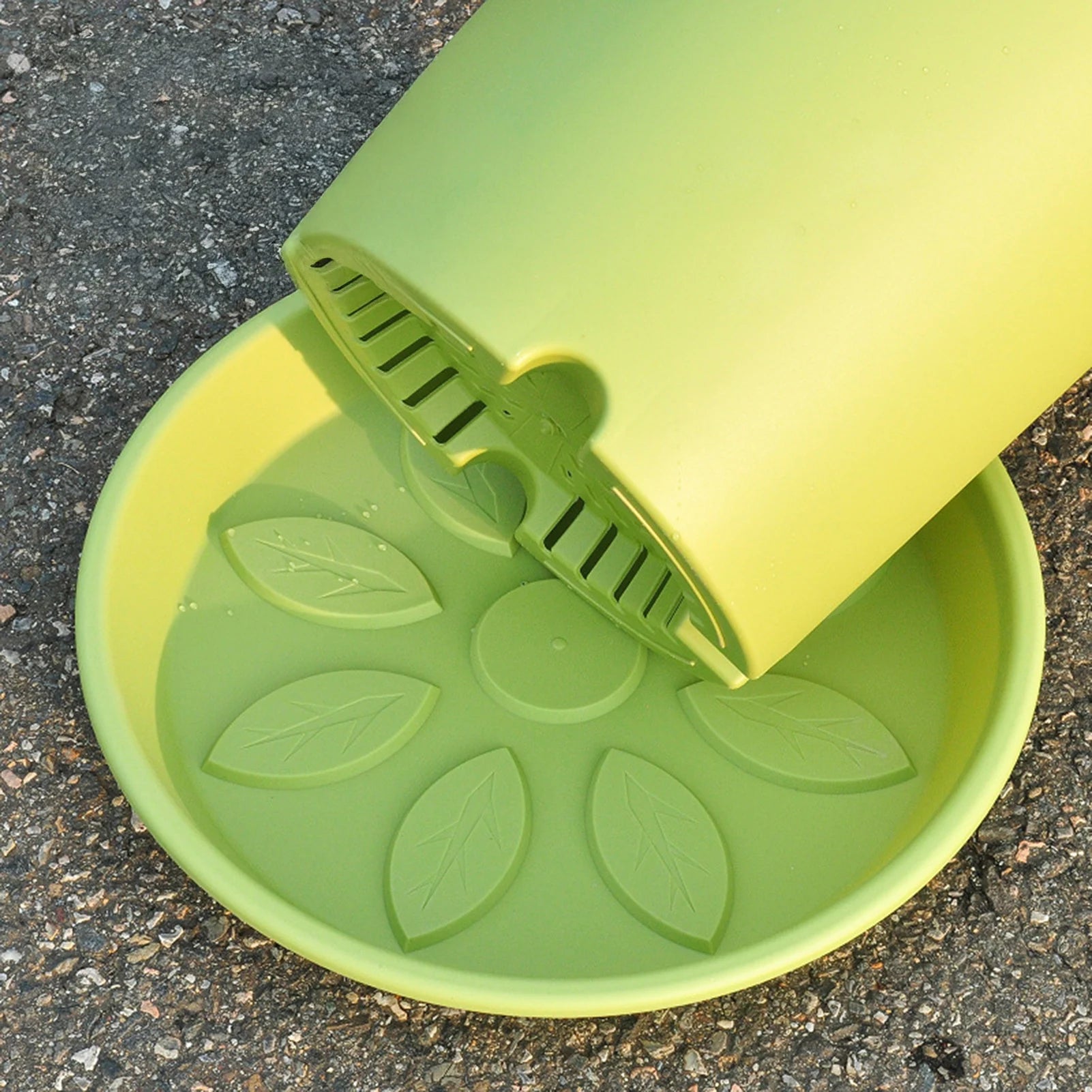 Yellow-green thick plastic self-watering flowerpot with leaf-pattern base tray