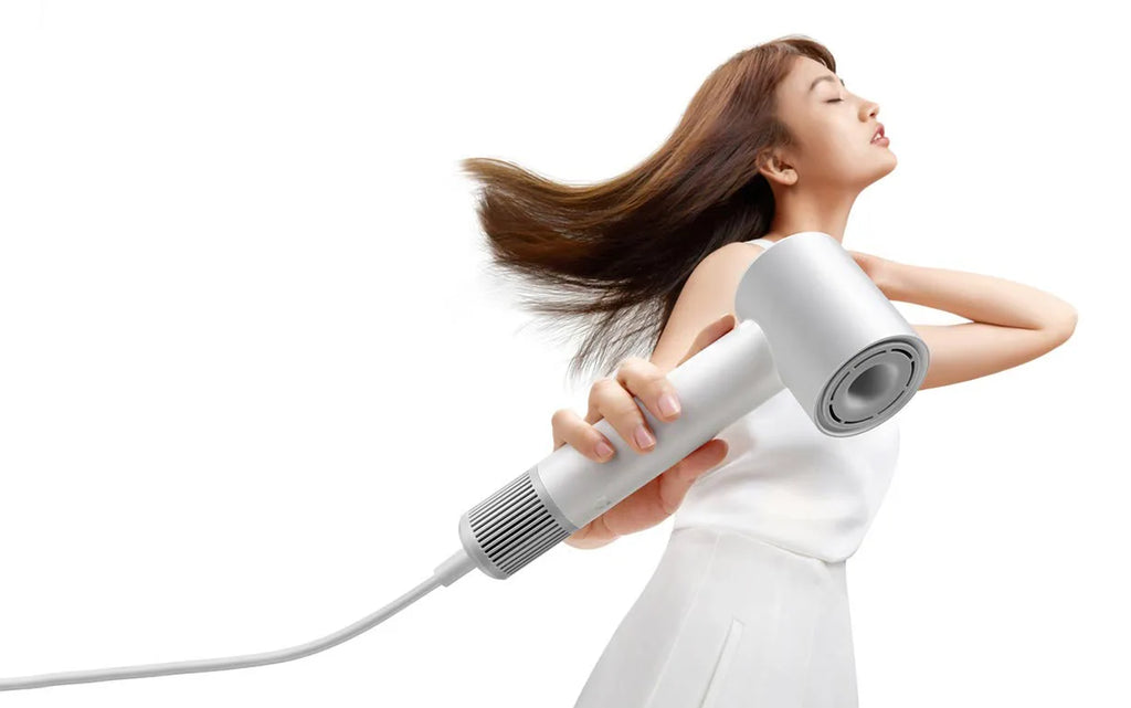 White Xiaomi MIJIA H501 SE high-speed negative ion hair dryer with sleek professional design for fast drying.