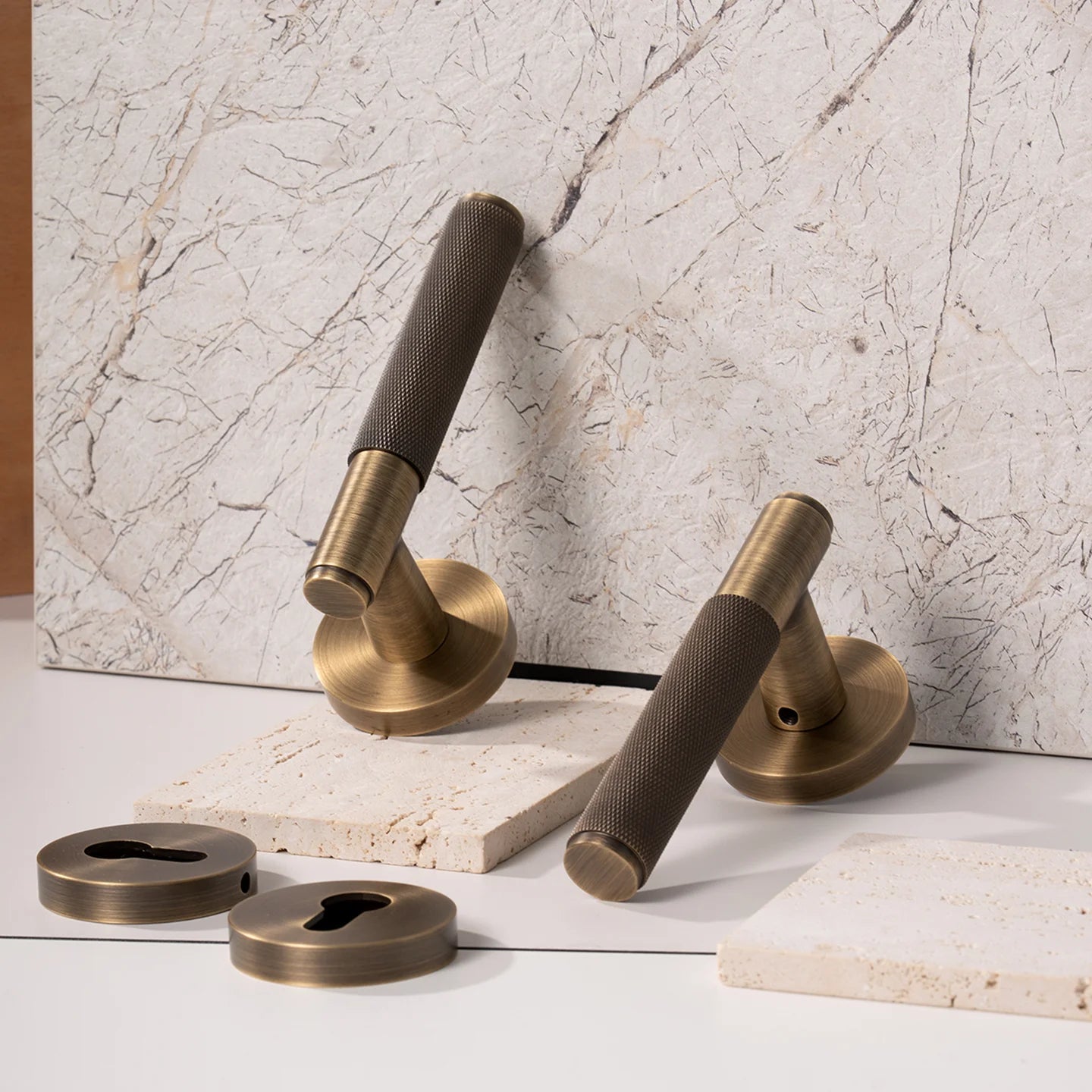 DOOROOM Brass Door Lock Set Modern Knurled Antique Bronze Interior Door Lock Decorative Lock Privacy Lock Passage Lock