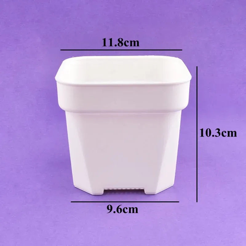 White square plant pot, thick walls, 9.6cm base, 10.3cm height
