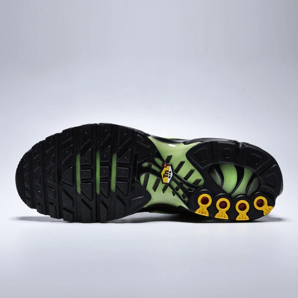 Nike Air Max Plus DM0032-036 Men Durable Rubber Outsole Sneakers Snug Fit Support Air Cushion Footwear for Outdoor Activities