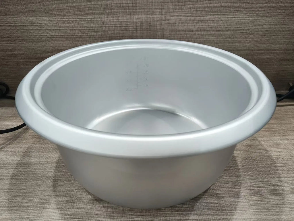 Inner cooking pot for commercial rice cooker, white bowl shape